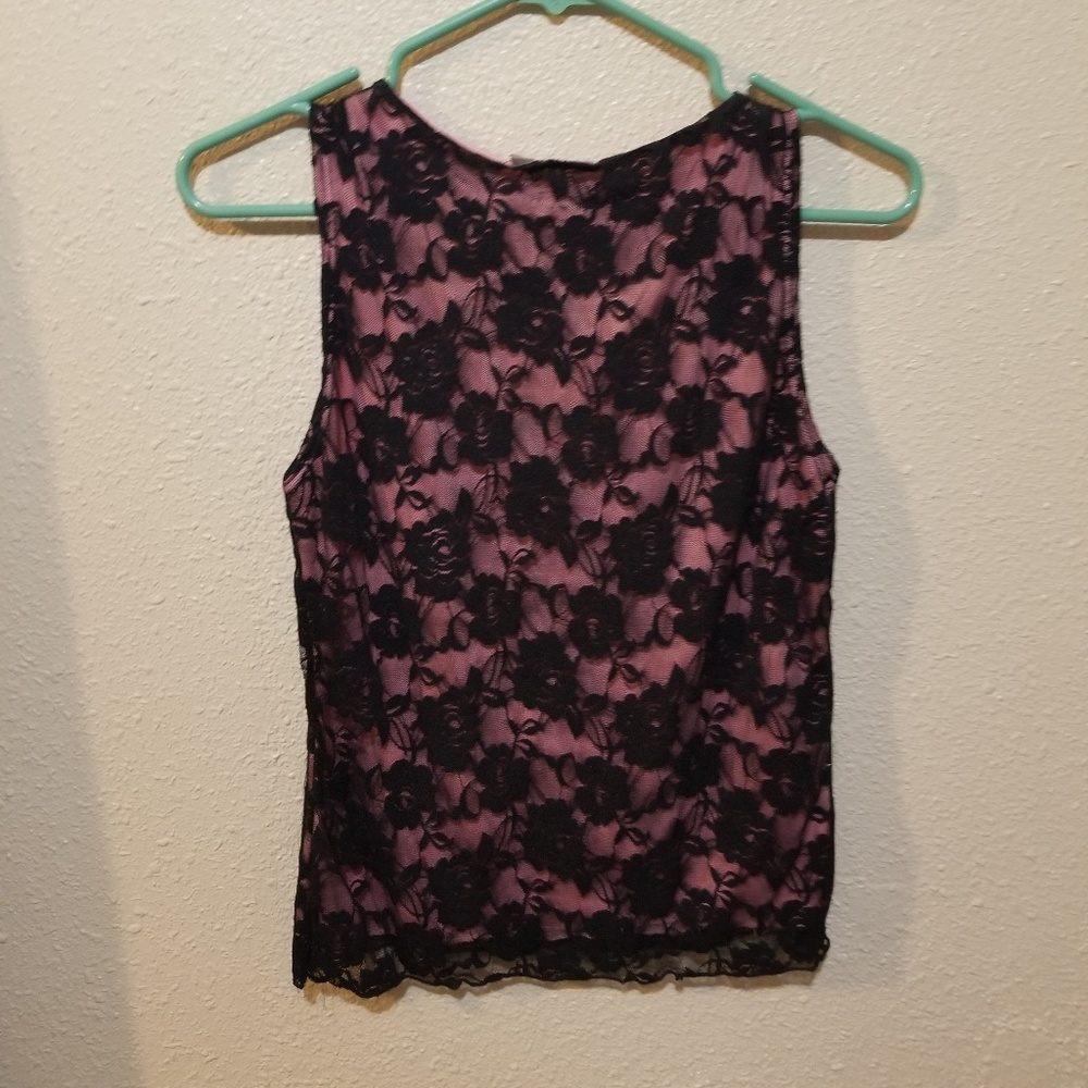 Top - Picture 2 of 2